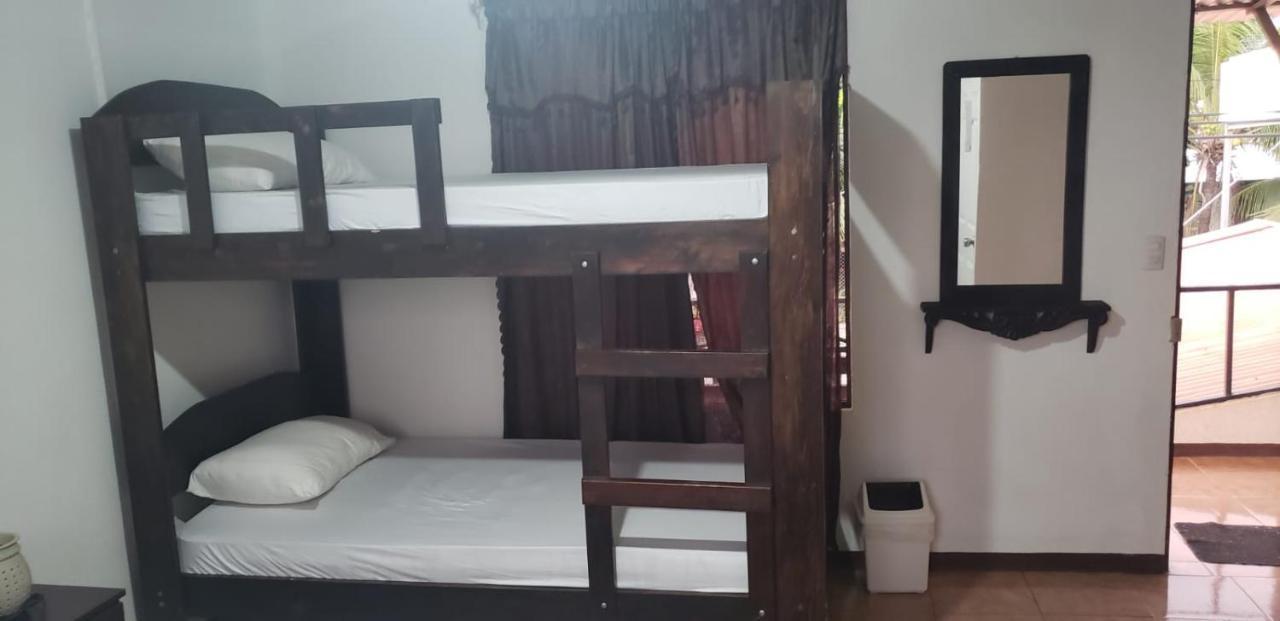 Cabinas Playa Bandera Aparthotel Parrita Kültér fotó